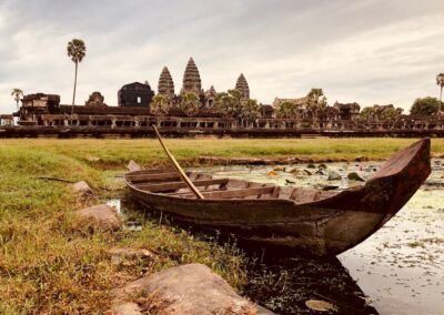 Pilates Retreat Angkor Wat Cambodia Lesley Logan - Nov 2018 - Temple Tours 3